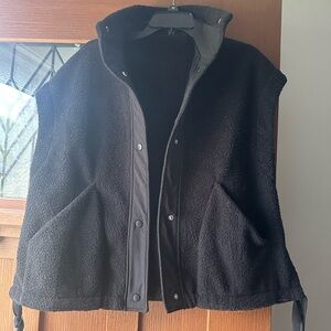 Black Sleeveless Fleece Vest